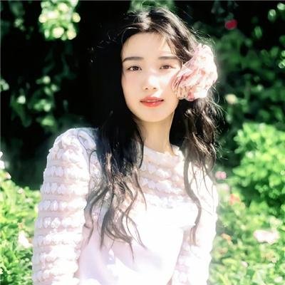 报告慕机长叶小姐单飞了